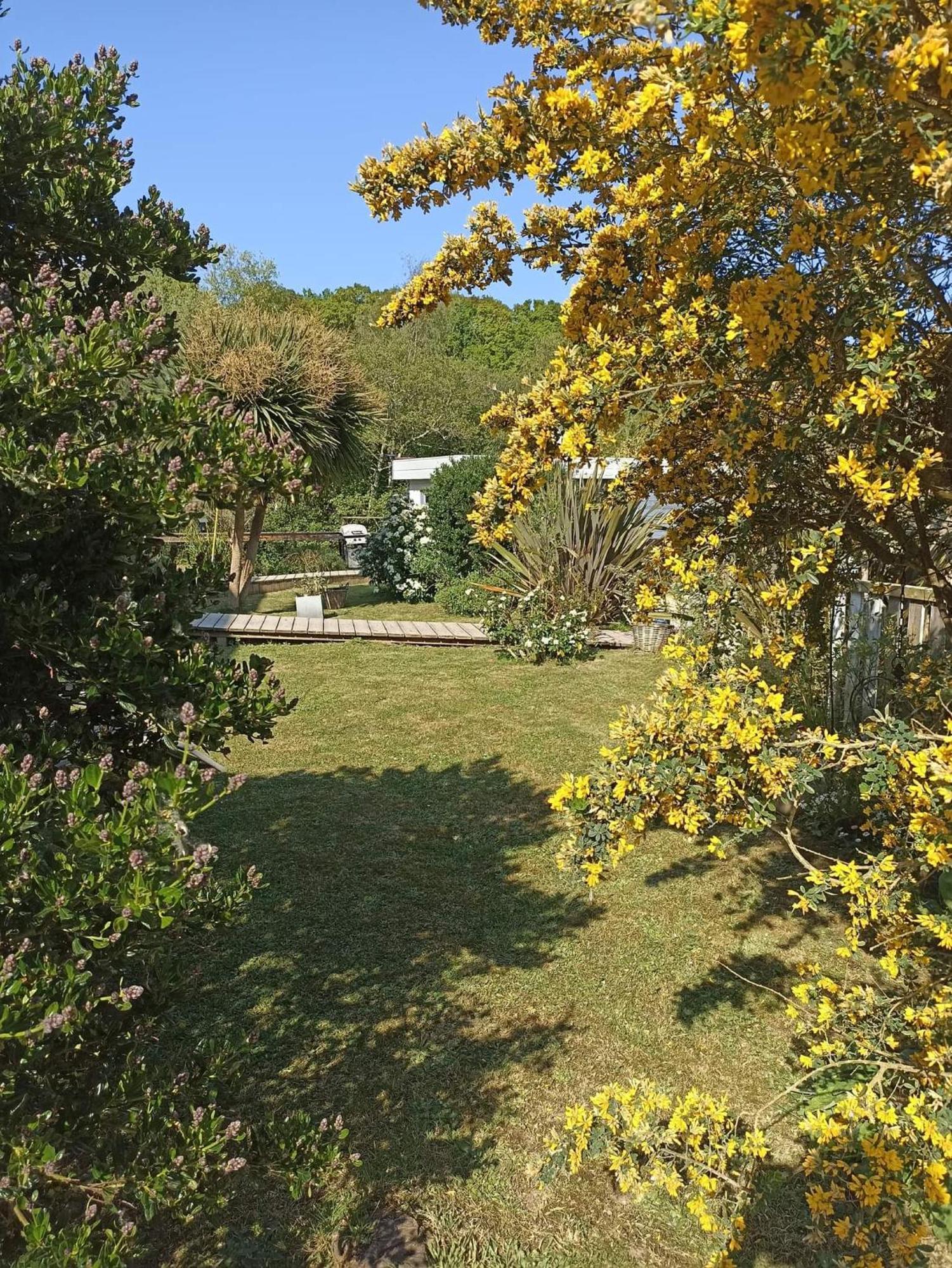 Lodge Avec Vue Sur La Riviere 라니옹 외부 사진